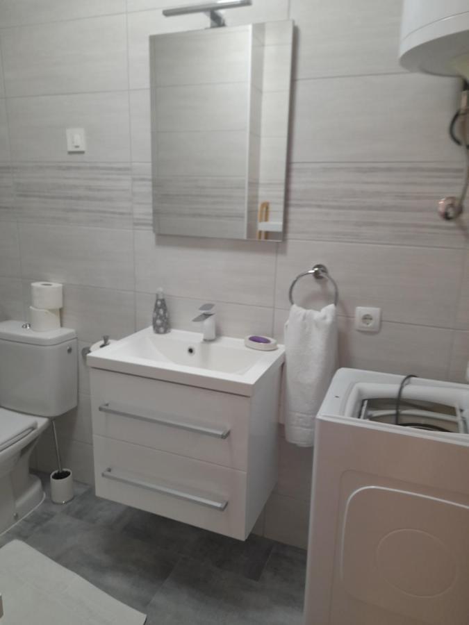 Apartment Bicanic Vir Exterior foto